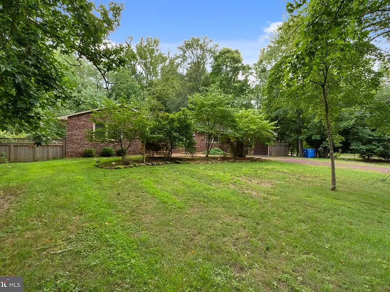 51 Christopher Mill Rd — Photo 24
