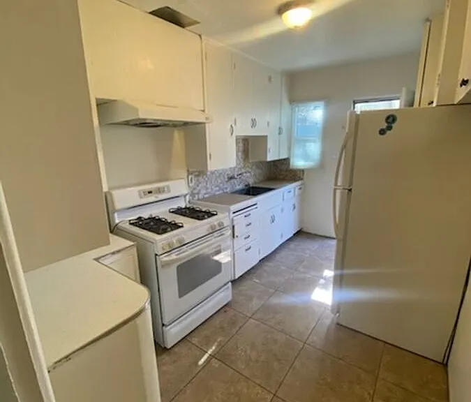 1507 N 15th Ave — Photo 5