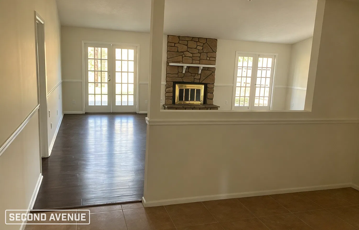 3 bed, 2.0 bath, 1856 sqft, $1,649 — Photo 2