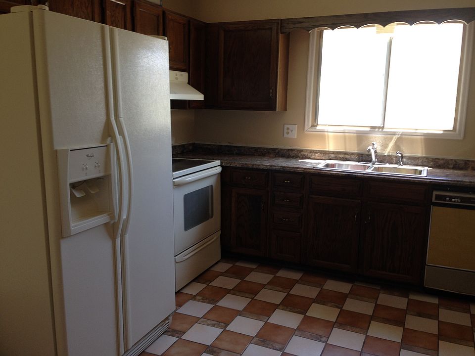 1st image of 5247 Smokehouse Ln