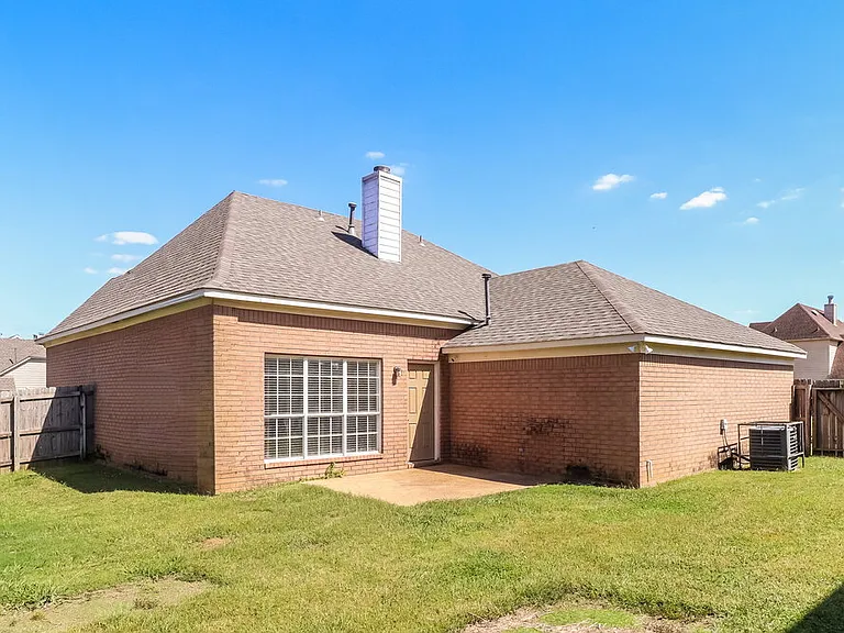 4011 Chesapeake Way — Photo 15
