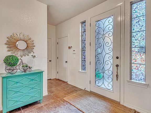 5th image of 12241 Branell Ln