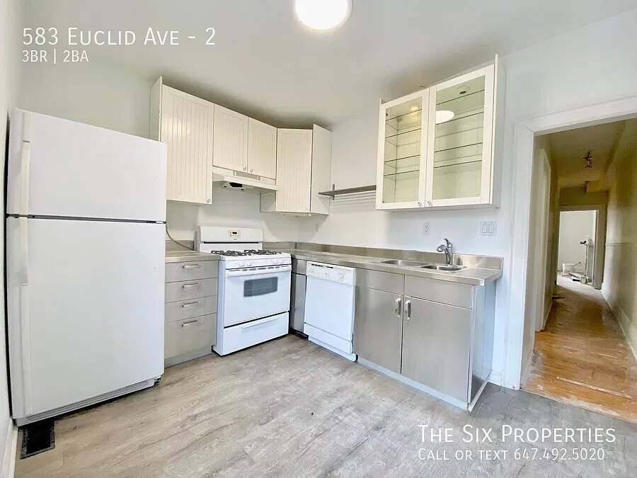 583 Euclid Ave #2