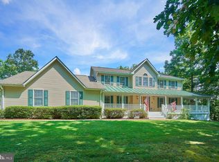 12500 White Dr, Fairfax, VA 22030