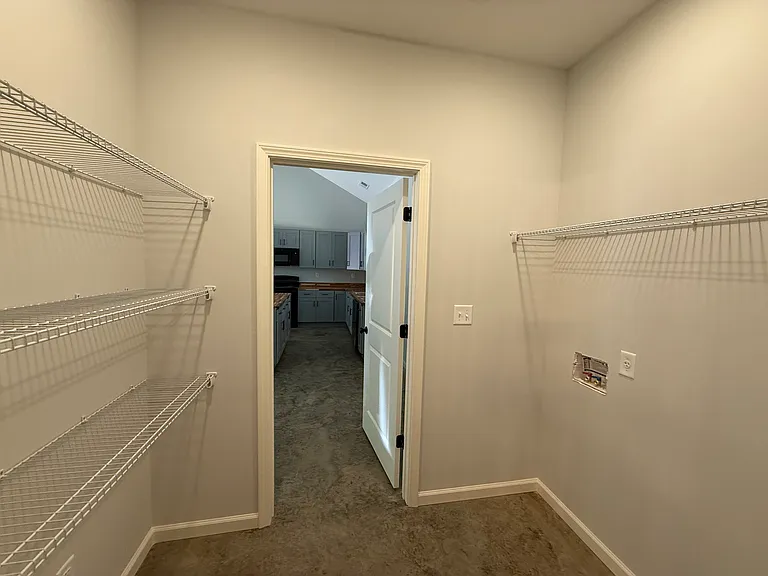 4904 Sunny Grove Cv — Photo 10