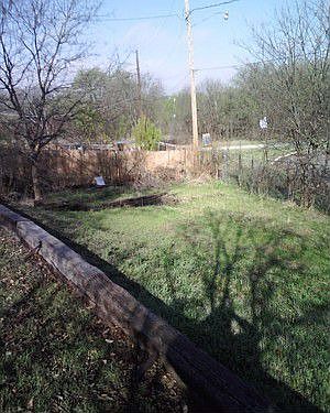 1st image of 2403 Heathercrest Dr