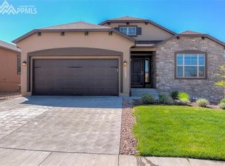 6227 Cumbre Vista Way, Colorado Springs, CO 80924