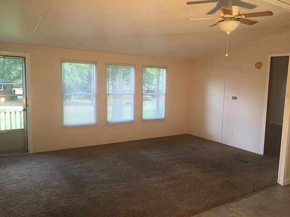 3rd image of 308 Kennerly Dr