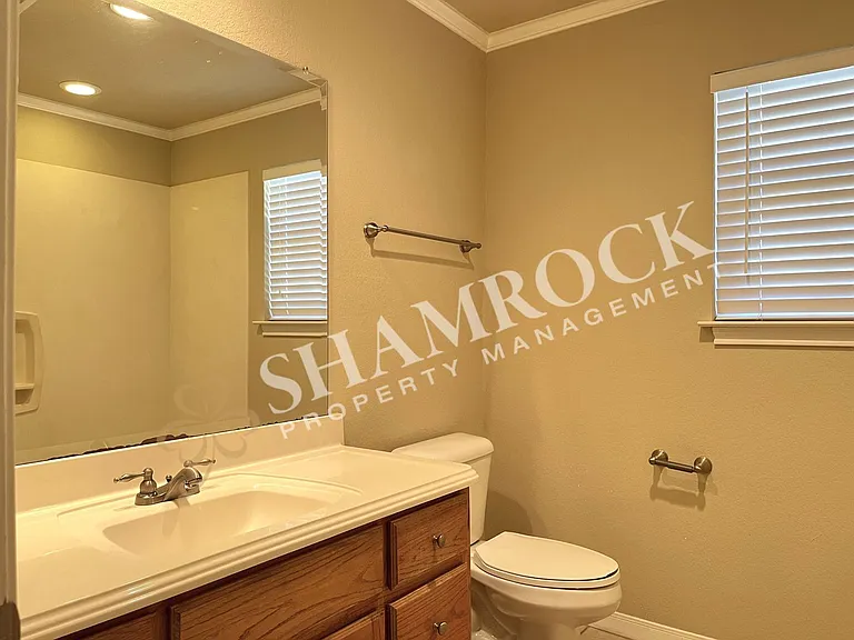 202 Desert Sky Dr — Photo 16