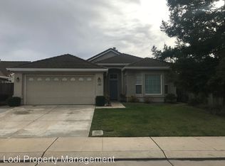 2560 Douglas Fir Dr, Lodi, CA