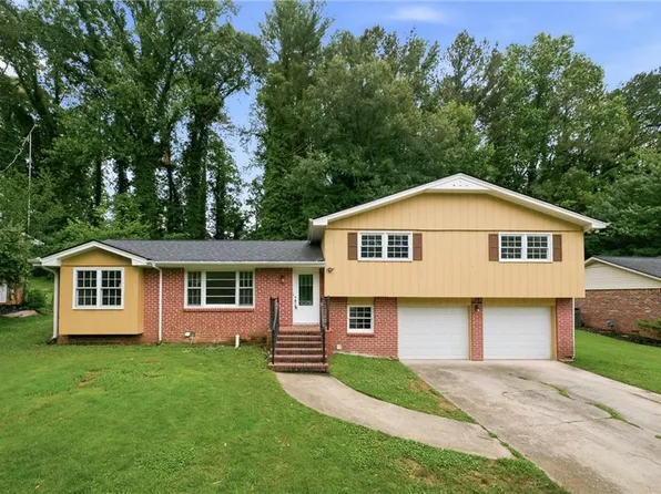 3816 Green Bay Dr, Lawrenceville, GA 30044