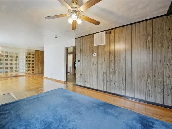 3323 Candlewood Dr, Hampton, VA 23666