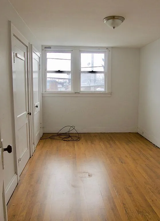 1964 Sullivant Avenue - 1 — Photo 2