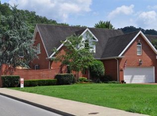 103 Primrose Ln, Pikeville, KY 41501