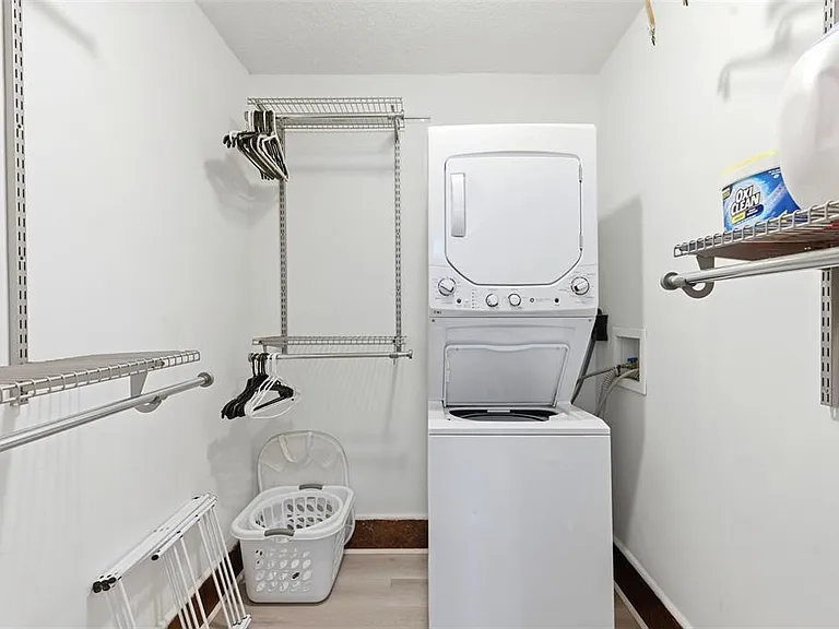 4805 Cobia Dr SE #D — Photo 32