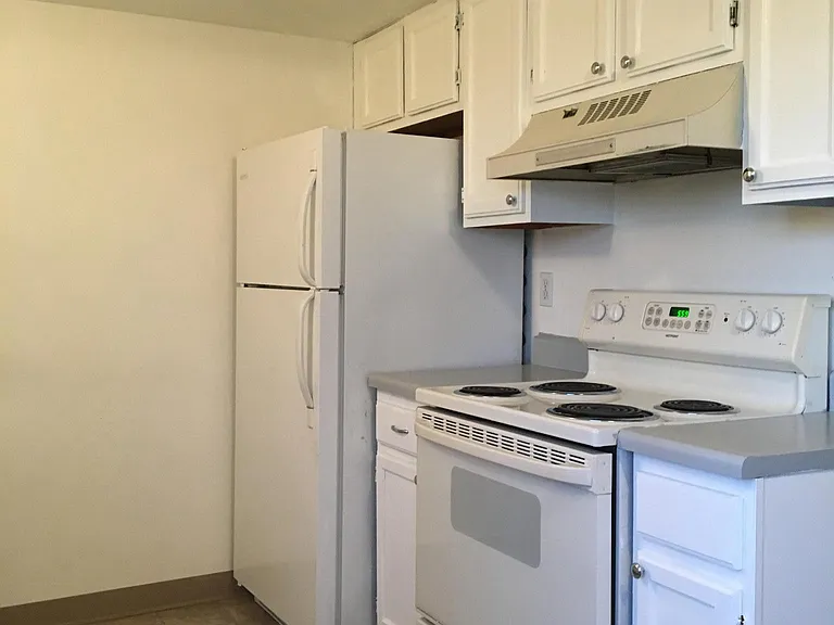 3090 Starlight Cir — Photo 15