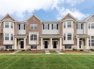 2887 Henley Ln, Naperville, IL 60540