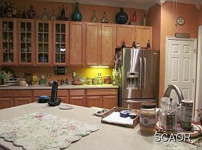 2nd image of 29 Aintree Dr
