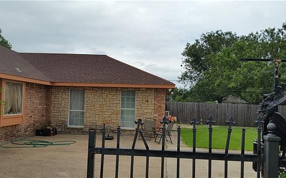 4th image of 1538 Avenue E