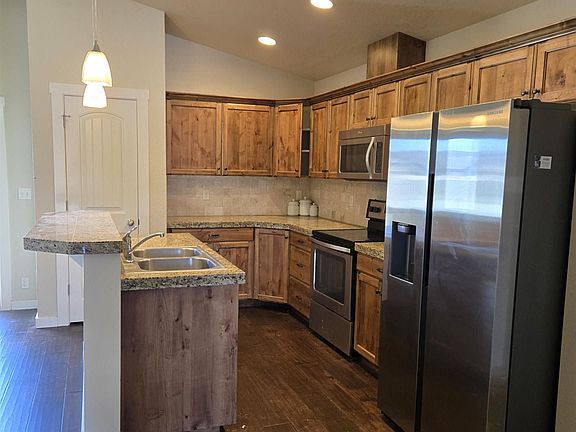 2nd image of 2638 Dogwood Ave