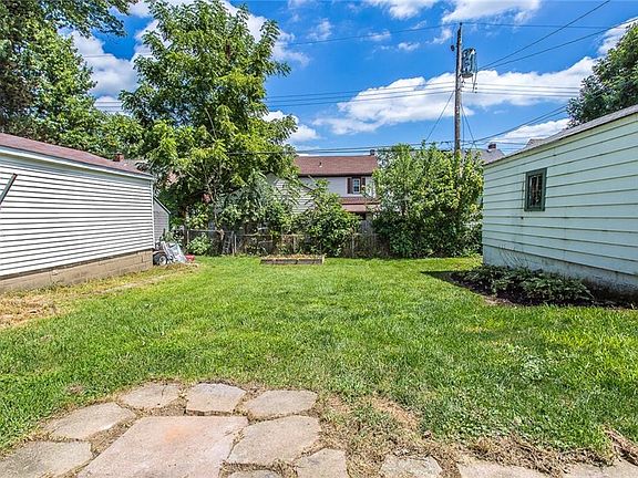 5th image of 2567 Oakwood Dr