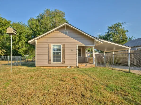 121 Birch Ave, Yukon, OK 73099