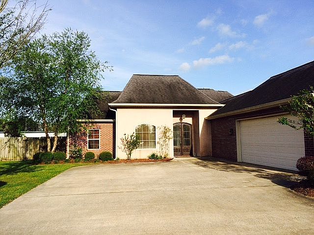 1st image of 117 Reserve Dr