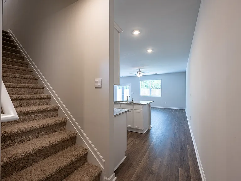 3422 Firestone Dr — Photo 3