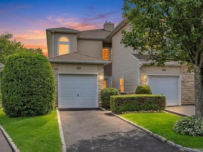 157 Windwatch Drive, Hauppauge, NY, 11788