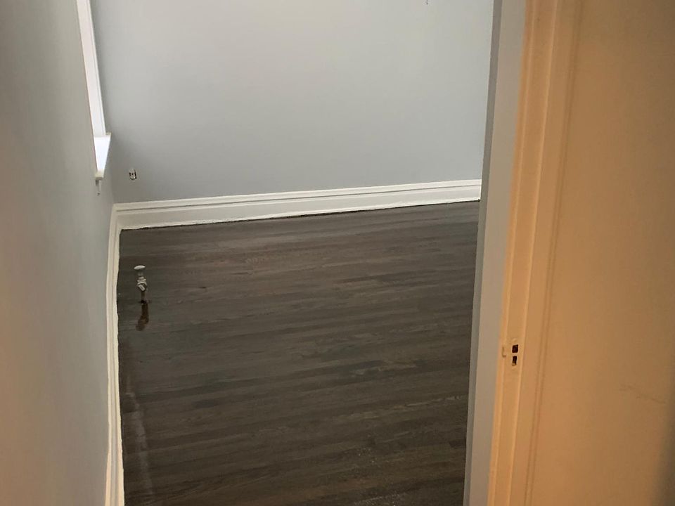 1st image of 1144 Pleasant St APT 1E
