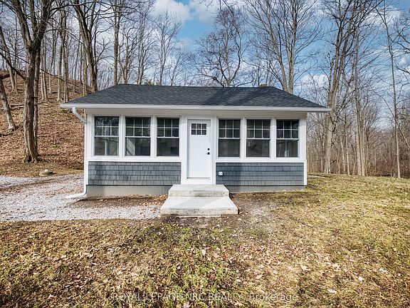 4th image of 212 Holloway Bay Rd S