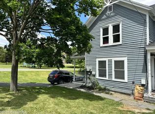 13 Mountain Rd, Ravena, NY 12143