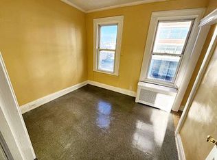 340 39th St, Brooklyn, NY 11232