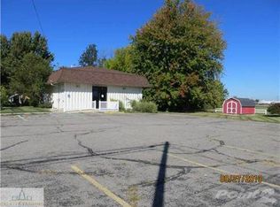 407 E Gibbs St, Saint Johns, MI 48879