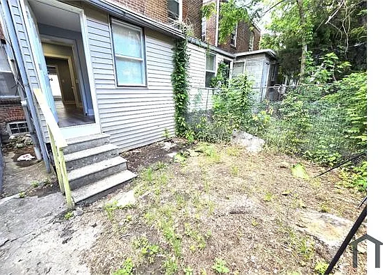 6542 Regent St — Photo 23