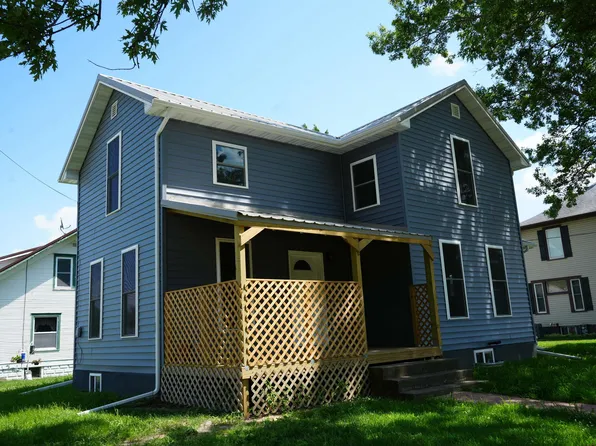500 6th Ave SW, Independence, IA 50644