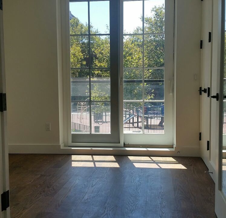 1st image of 161 Winthrop St #13R