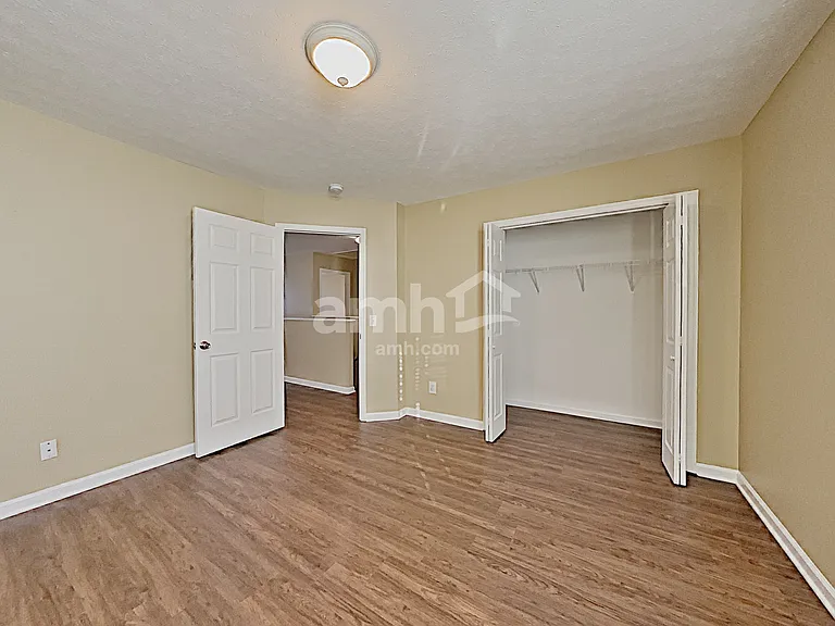 103 Porter Ct — Photo 14