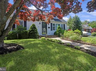 469 Fenwood Ave, Hamilton, NJ 08619