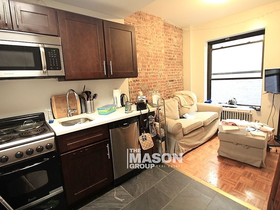1st image of 333 W 43rd St #4BB