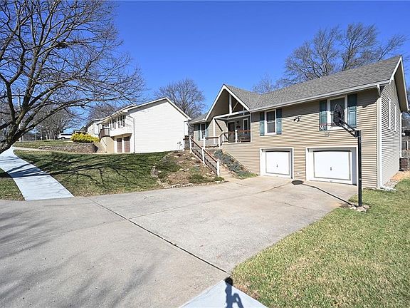 2nd image of 5912 NW Caney Creek Dr