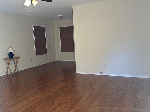 4th image of 2377 Irvin Way