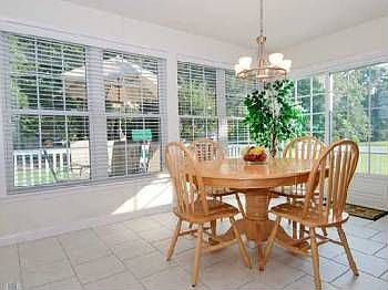 5th image of 10243 Heather Brooke Dr