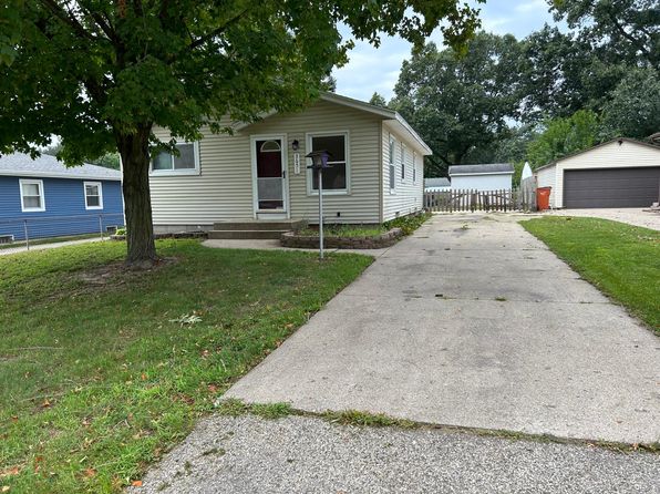 3651 Vineyard Ave NE