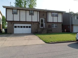 914 20th St, Vienna, WV 26105