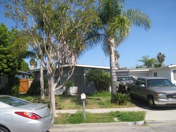 2nd image of 1611 Calle Colorado