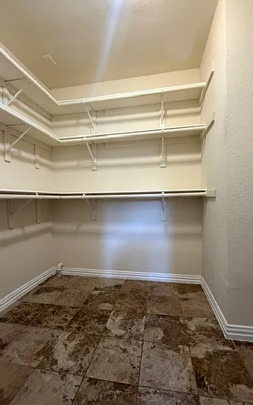 13980 Red Wood Cir S — Photo 13