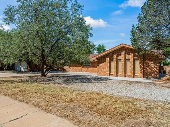 2028 Rice Dr, Levelland, TX 79336