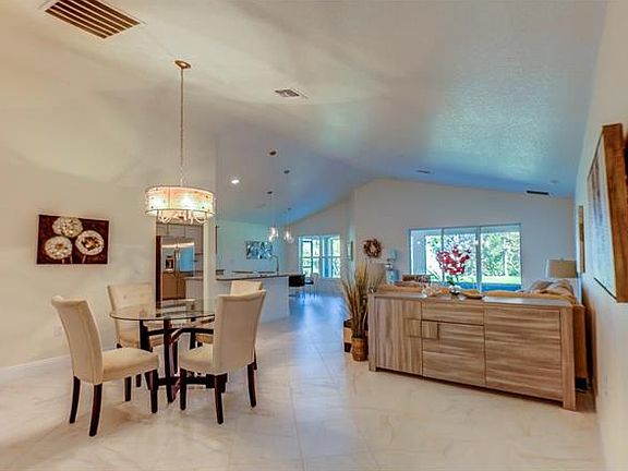 5th image of 30100 Island Club Dr
