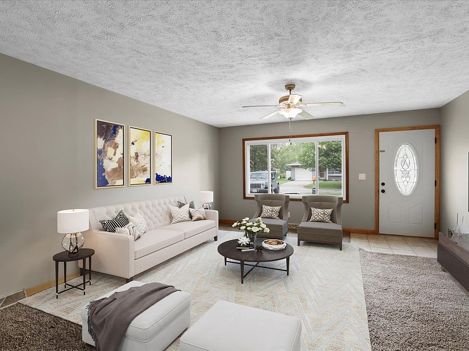 106 N Monroe St, Flanagan, IL 61740 Zillow